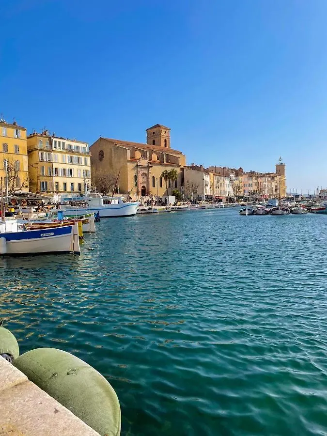 Villa Esperance- Appartement Entier T2 La Ciotat 0*,  France