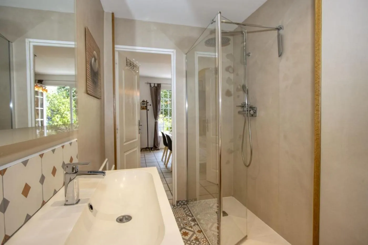 Villa Esperance- Appartement Entier T2 La Ciotat 0*,  France